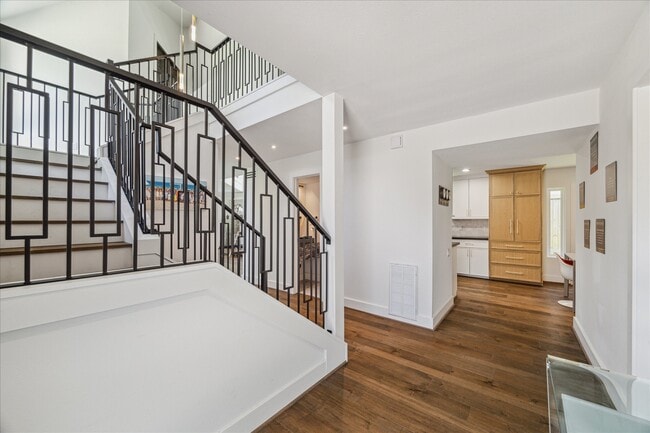 Photo - 7703 Bobbitt Ln