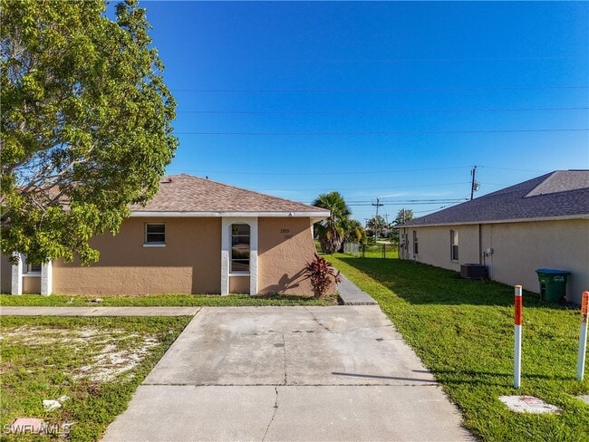 Photo - 1107 Cape Coral Pkwy W