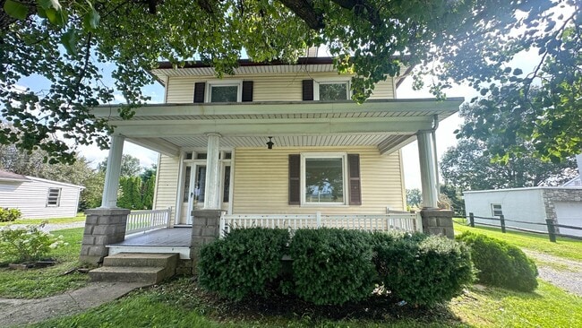 1864 W Main St