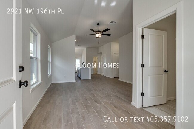 Photo - 2921 NW 196th Pl