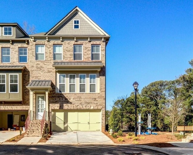 Photo - 1295 Linden Ct Townhome