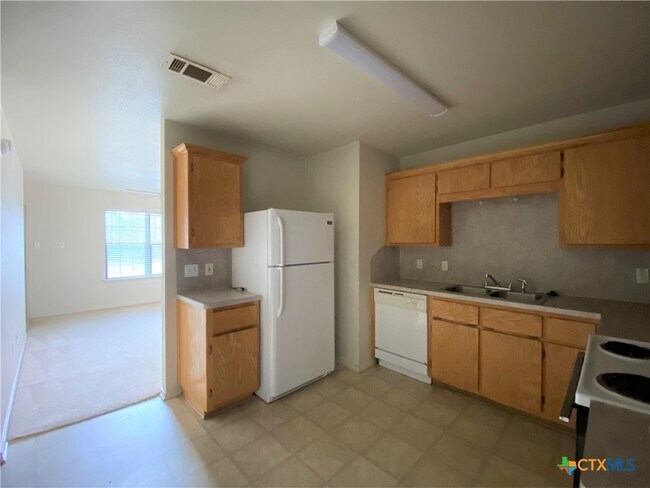 Photo - 1610 Aztec Trce Unit B