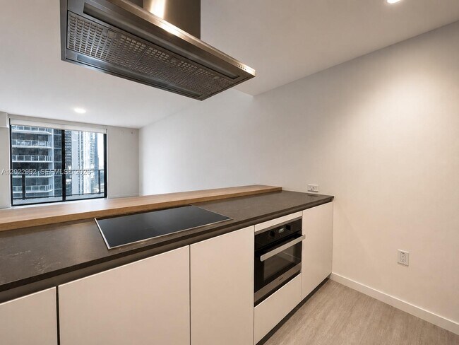 Photo - 1000 Brickell Plaza Unit 1903