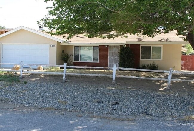 Building Photo - Lynch Canyon