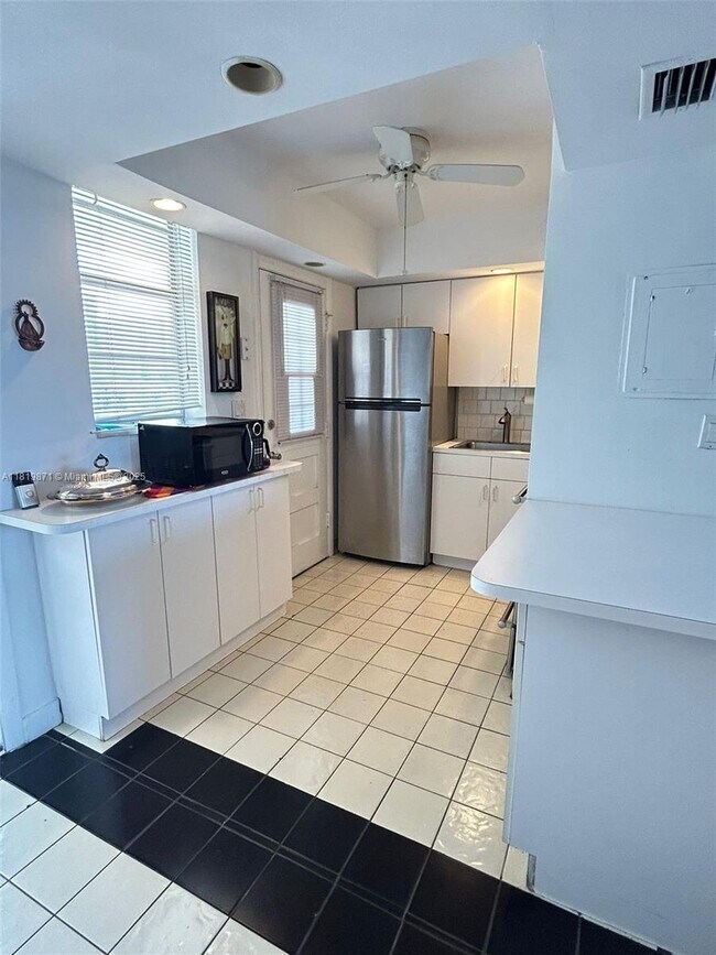 Photo - 2980 Point E Dr Unit D507