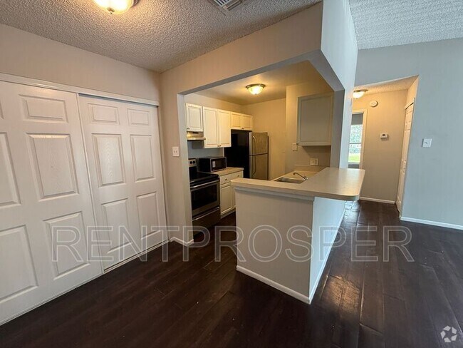Building Photo - 3858 Bay Club Cir Unit 201 Rental