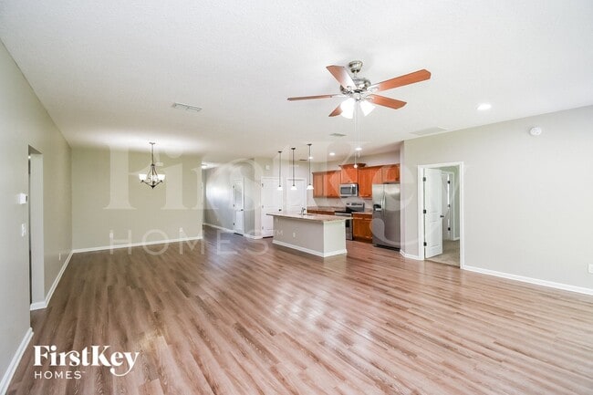 Photo - 388 Gillespie Gardens Dr