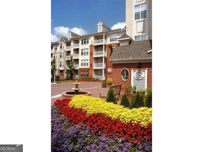 Building Photo - 4105 Westchester Ridge NE Unit 4105