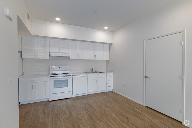 3BR, 2BA - 1,027SF - Dining Room