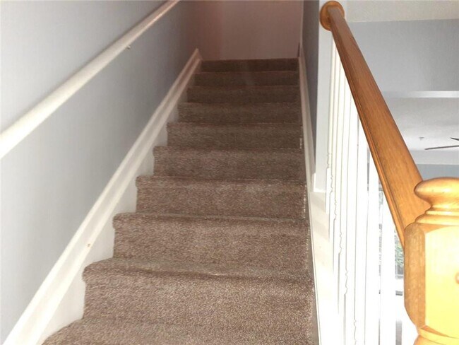 Photo - 2085 Whitestone Pl