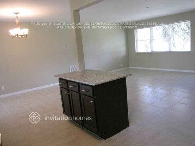 Photo - 940 SE 5th St