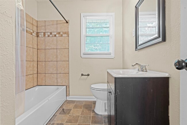 Photo - 4194 Fizer Ave