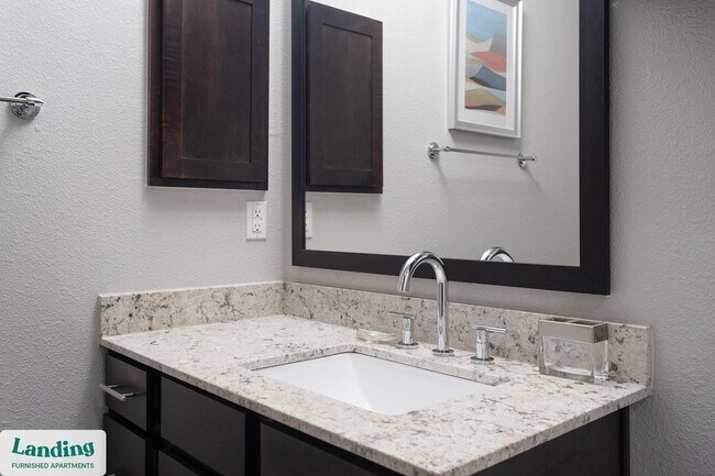 Photo - 4300 Cromwell Dr Unidad 6302