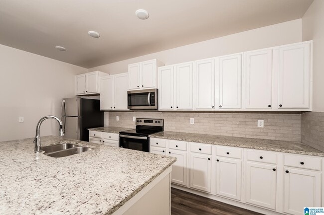 Photo - 9937 Hunter Pl