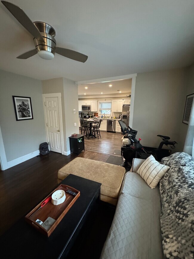 Photo - 39 Walnut St