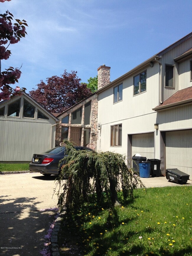 Building Photo - 668 Hoey Ave Rental