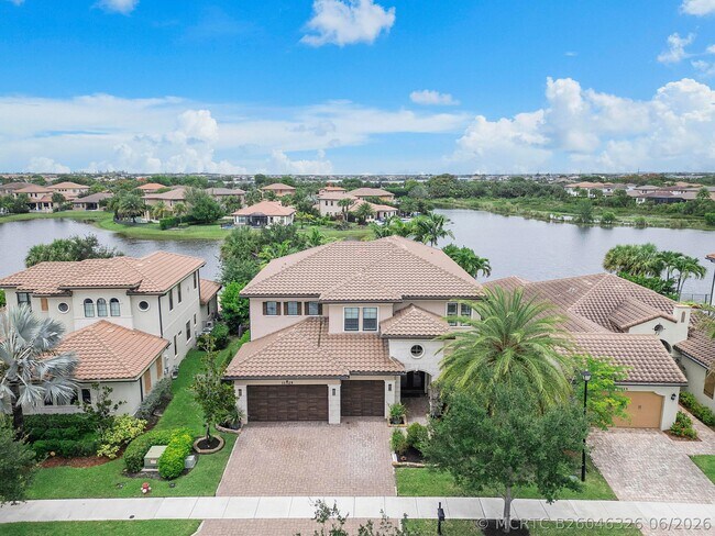 11525 NW 81st Pl