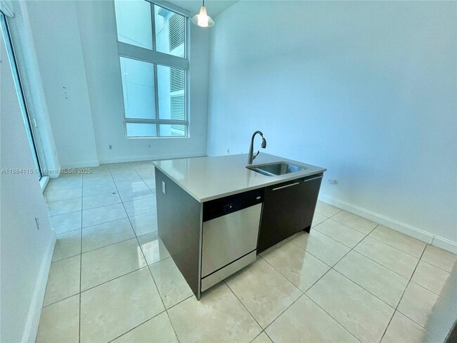 Photo - 1900 N Bayshore Dr Unidad 901