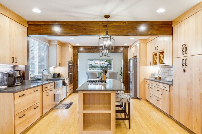 Photo - 5241 33rd Ave S Unidad ID1035900P