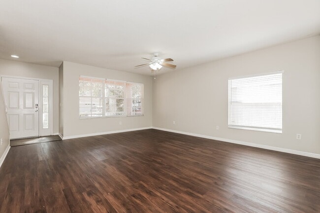 Photo - 11116 Newbridge Dr