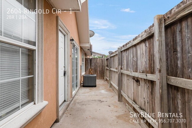 Photo - 2604 W Ringold Cir Unit 1