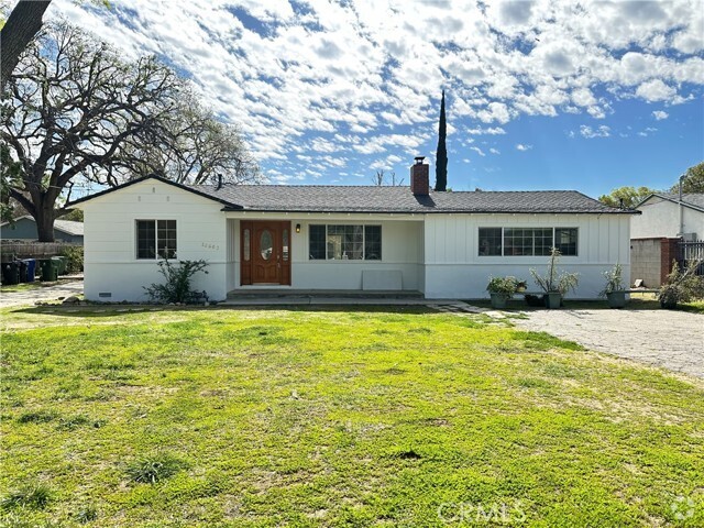 Building Photo - 22660 Calvert St Rental