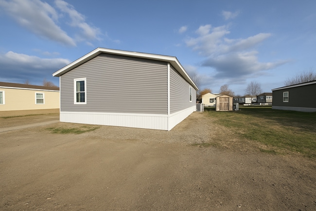 Photo - 7 Rainier St N