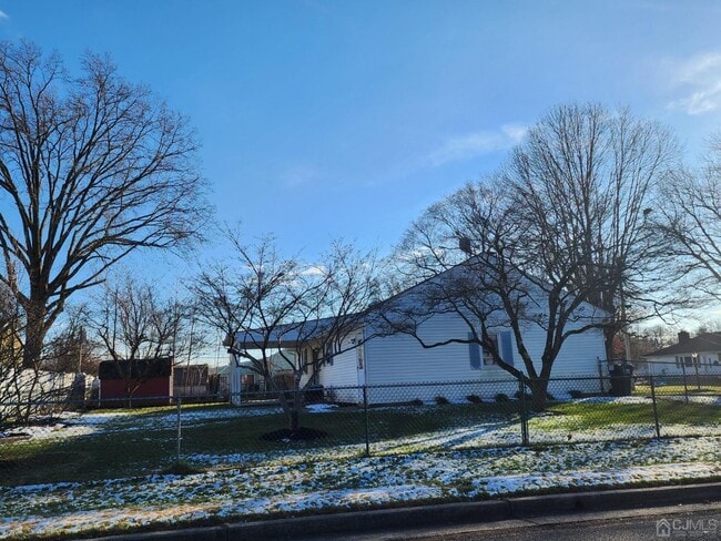 Photo - 2105 Murray Ave