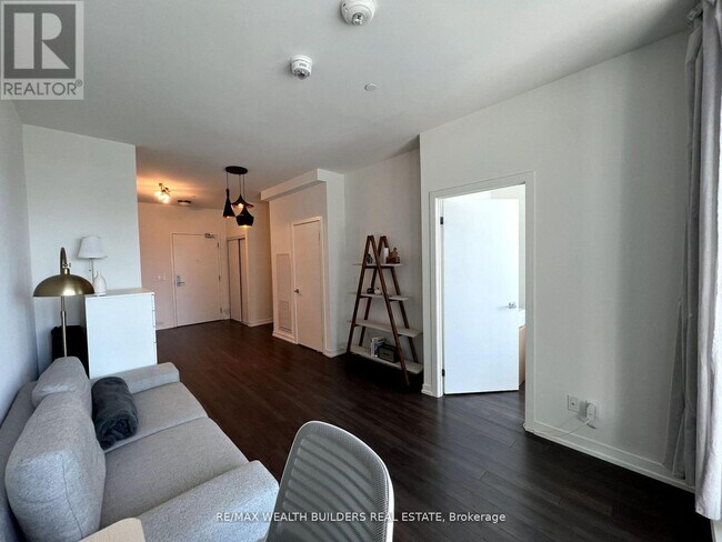 Photo - 49 E Liberty St Unit 413