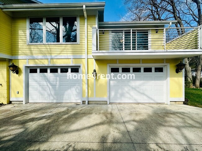 Photo - Charming Home Near Country Club Plaza w/ Gorgeous Updates, Wood Floors and a Two Car Garage!