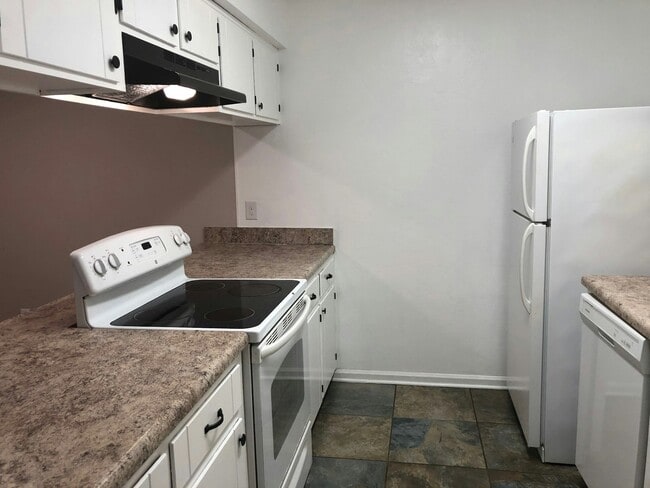 Photo - 3017 Oak Hammock Ln Unit A