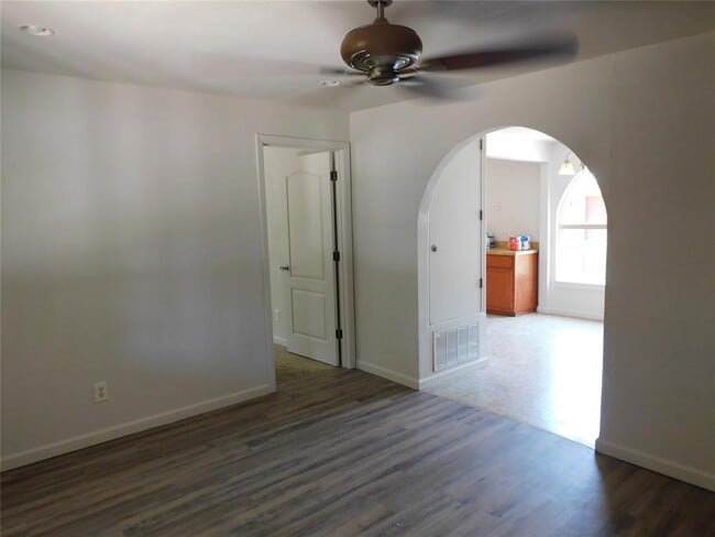 Photo - 1320 Green St