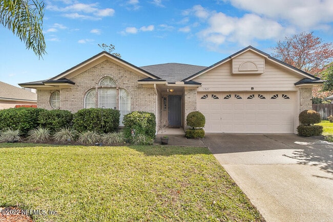 Photo - 11927 Blue Spruce Ct Condo