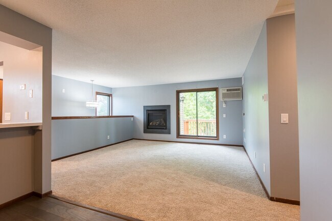 Photo - Updated condo *1Bed*1Bath Avail Jan 1.