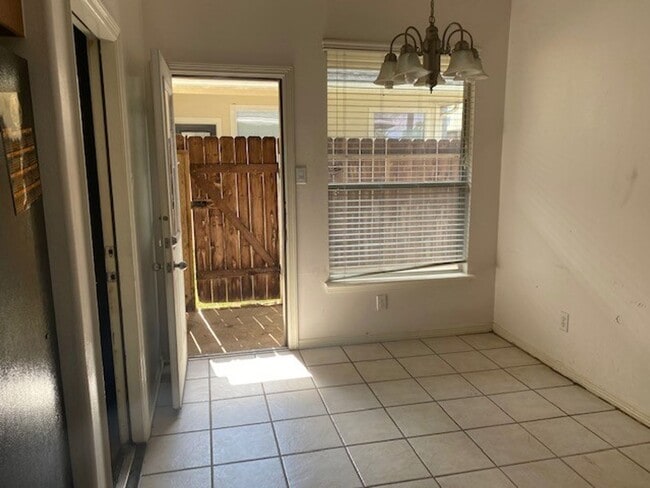 Photo - NICE 2 BEDROOM 1 BATH LEASE HOME WITH 1116 SF