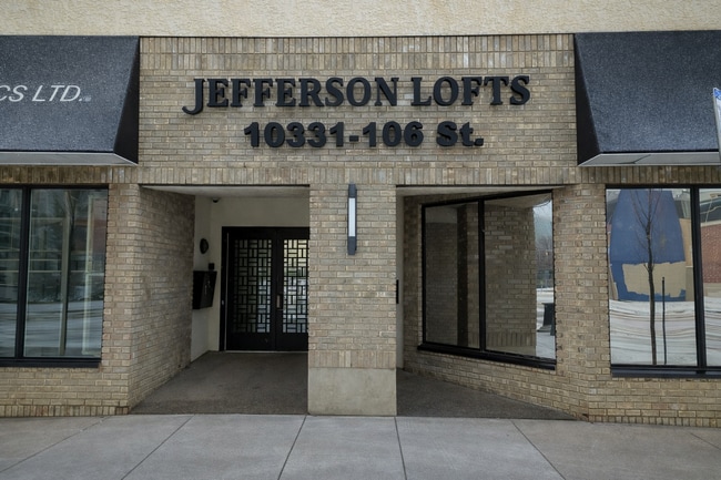 Photo - 10331-106 106 St