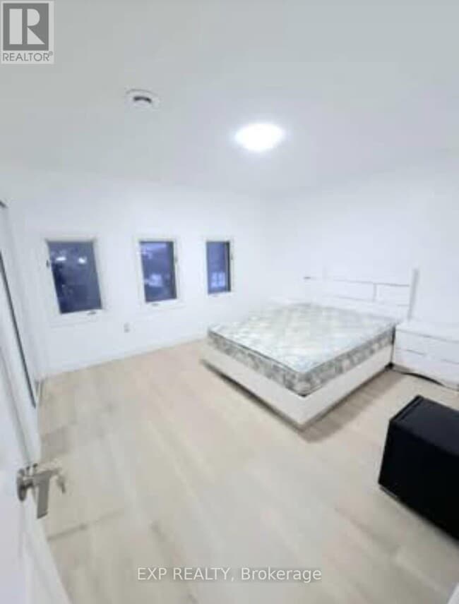 Photo - 4699 Montrose Rd