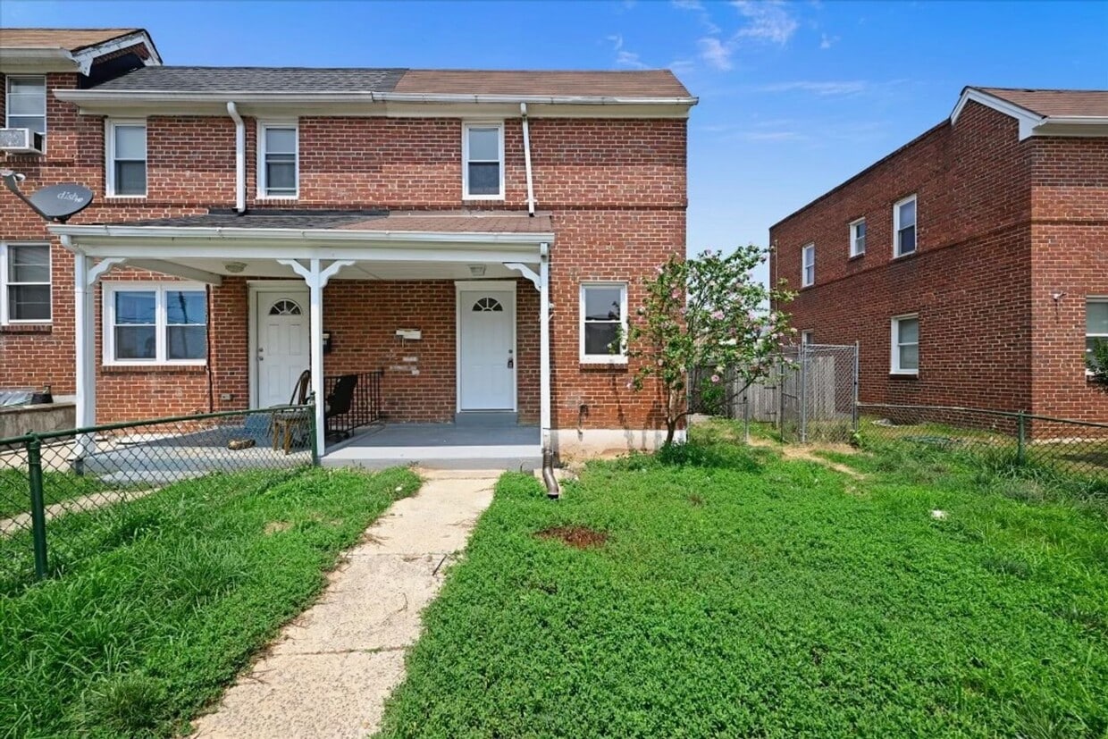 Gorgeous Two-Bedroom Townhome In Middle River - Gorgeous Two-Bedroom Townhome In Middle River