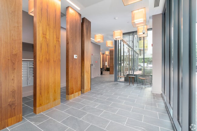 Photo - 601 Concord Ave Unit 2