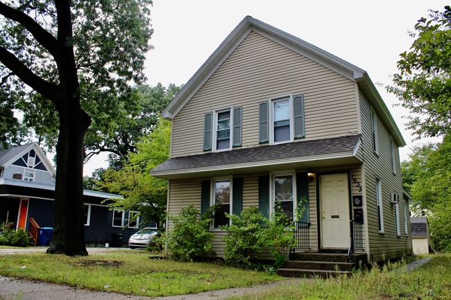 Photo - 1633 Peck St Apartment Unit 2