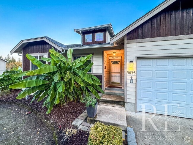 Building Photo - Single Story, Tranquil Gardens, 3-Car Garage! Rental