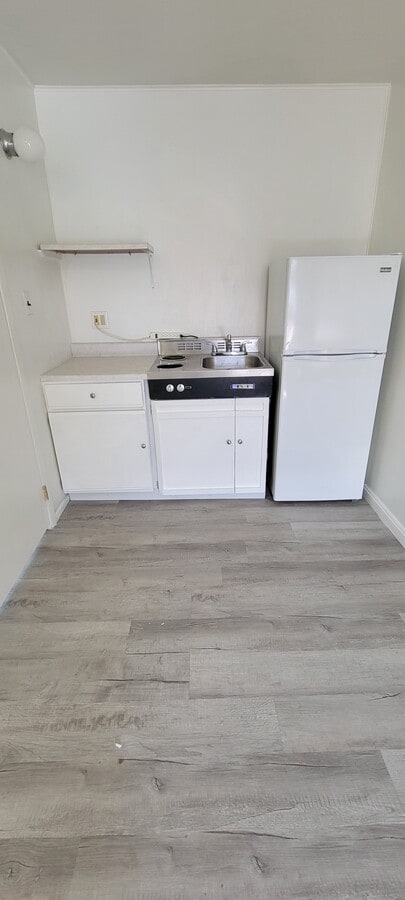 Photo - Oregon Ave Apartments Unit 4