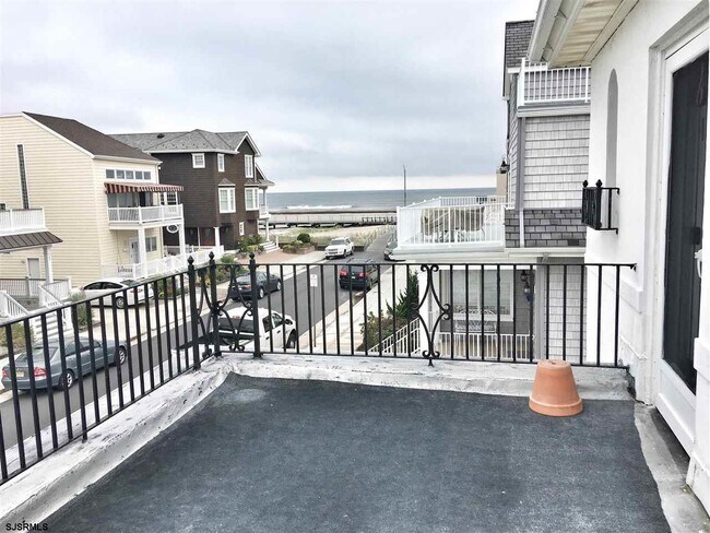 Photo - 104 S Wissahickon Ave