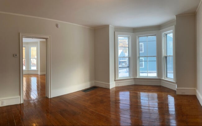 Photo - 22 Main St Unit 1