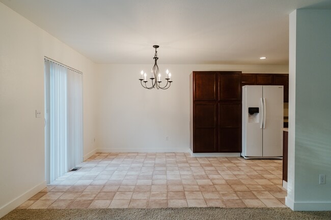 Photo - 2805 Alyssa Ct SE