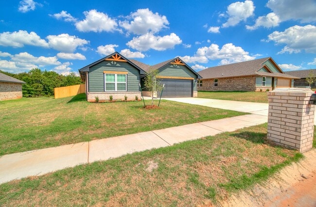 Building Photo - Brand New 4 Bed Home!
