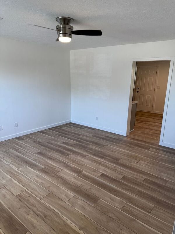 Photo - 623 E Bain St