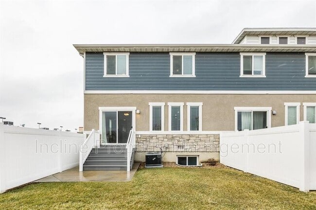 Photo - 12509 S Shadow Bnd Ln