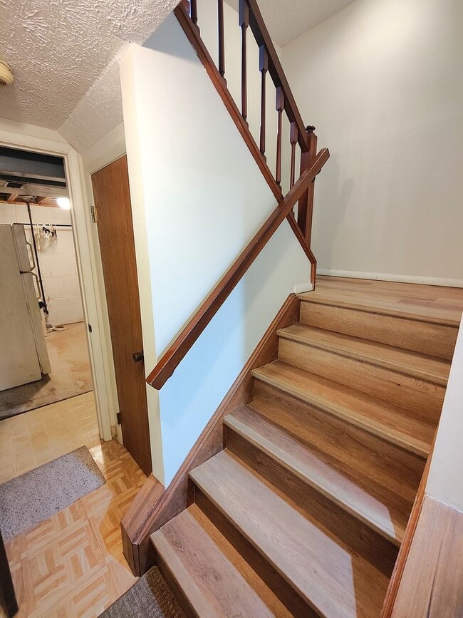 Photo - *Spacious & Conveniently Located 3BD/2.5BA Townhouse Available in Bethel Park*