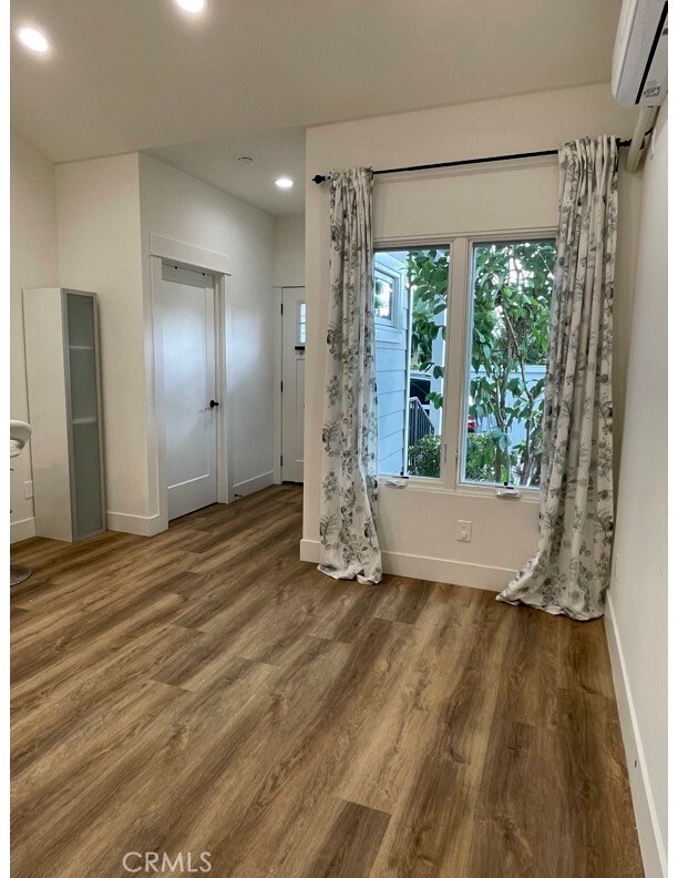 Photo - 212 N Cornell Ave